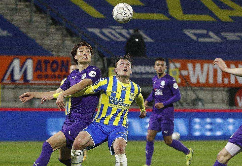 相映成辉 相映成辉