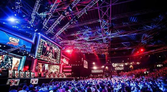 正在认真考 正在认真考